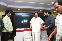 Chiranjeevi presents Allu Ramalingaiah Award to Dasari